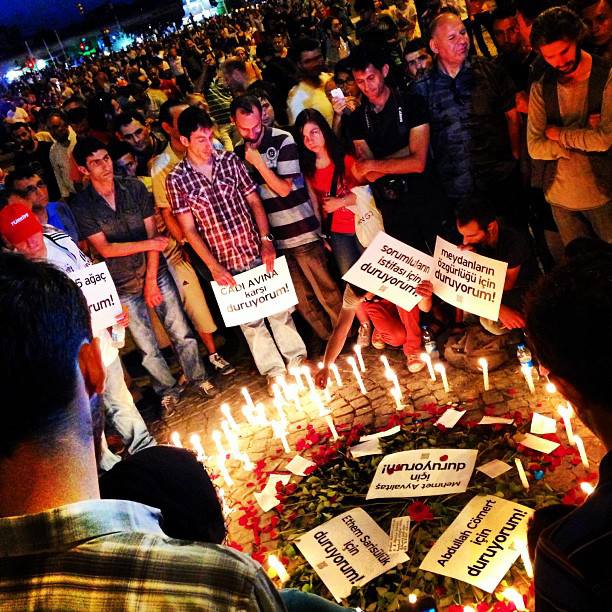 1011689_3227098853441_1624496569_n